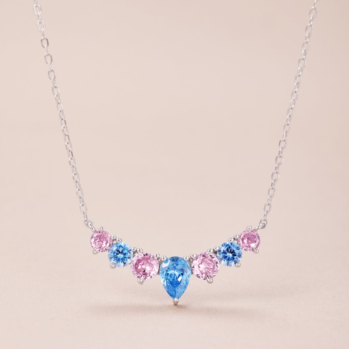 [Everoly JW]Dainty Colorful Heart Necklace