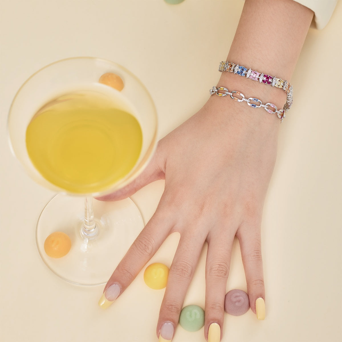 [Everoly JW]Delicate Colorful Multi Cut Party Bracelet