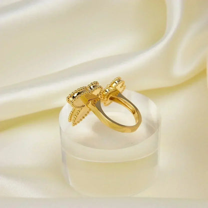 [Everoly JW] GLÜCK ZWISCHEN DEN FINGERRINGEN