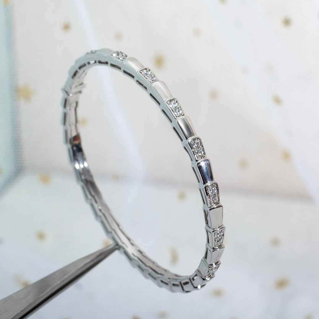 [Everoly JW]SERPENTI BRACELET SILVER DIAMOND