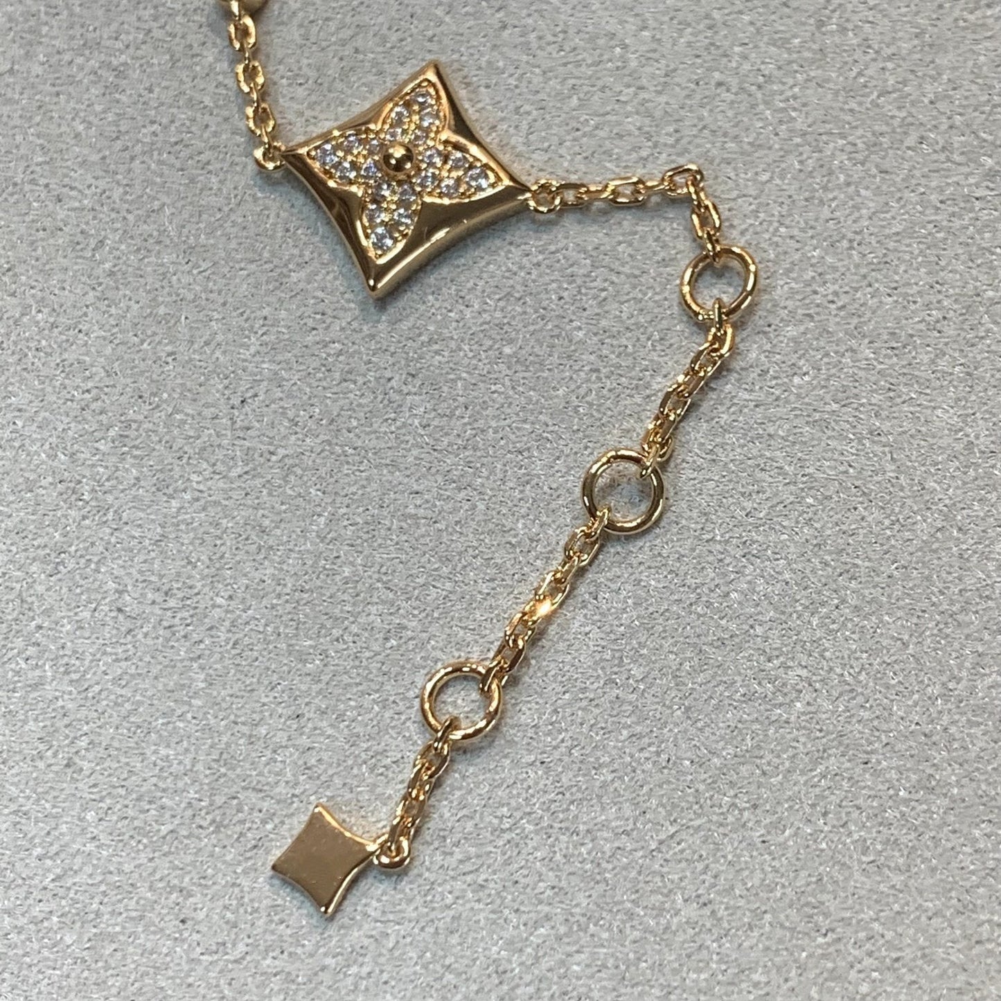 [Everoly JW]STAR AND SUN 4 MOTIFS GOLD DIAMONDS BRACELET
