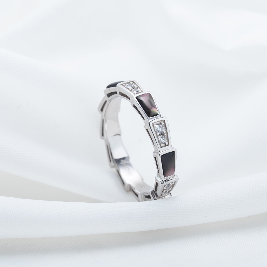 [Everoly JW]SERPENTI RING SILVER  DIAMOND BLACK MOP 3MM