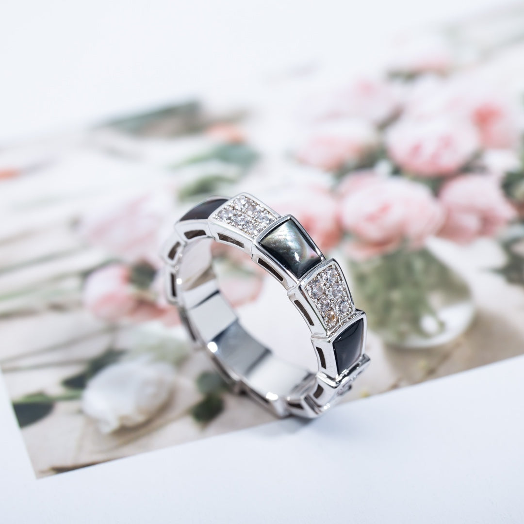 [Everoly JW]SERPENTI RING SILVER DIAMOND BLACK MOP 4MM