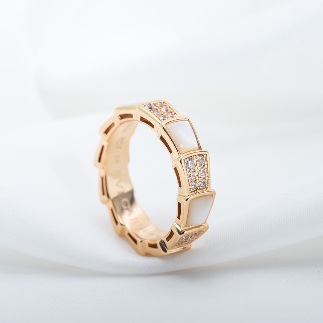 [Everoly JW]SERPENTI RING PINK GOLD MOP DIAMOND PAVED 4MM