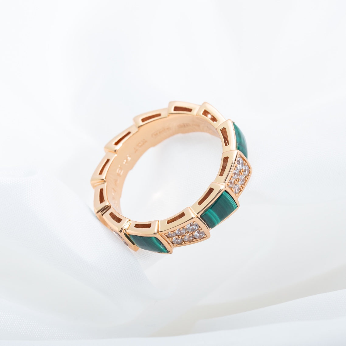 [Everoly JW]SERPENTI RING PINK GOLD MALACHITE DIAMOND PAVED 4MM