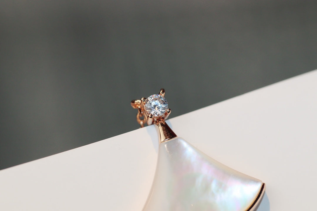[Everoly JW]DREAM NECKLACE WHITE MOP PINK GOLD 1 DIAMOND