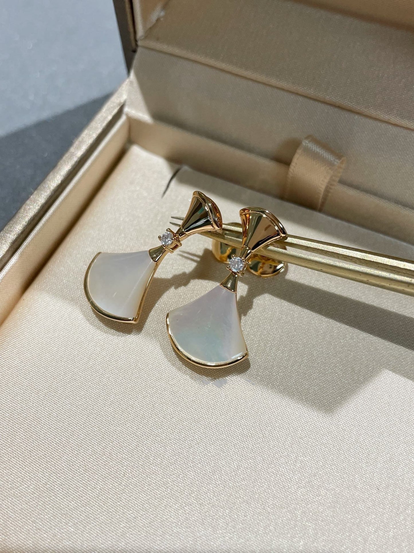 [Everoly JW]DREAM MOP 1 DIAMOND EARRINGS