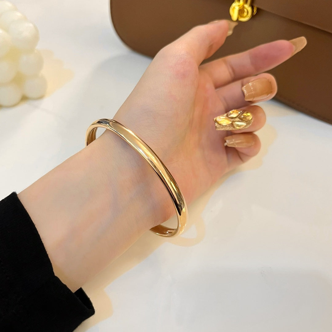 [Everoly JW]PANTHERE GOLD DIAMOND OPEN BRACELET