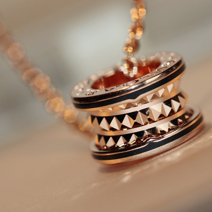 [Everoly JW]ZERO 1 ROCK PEDANT PINK GOLD BLACK NECKLACE