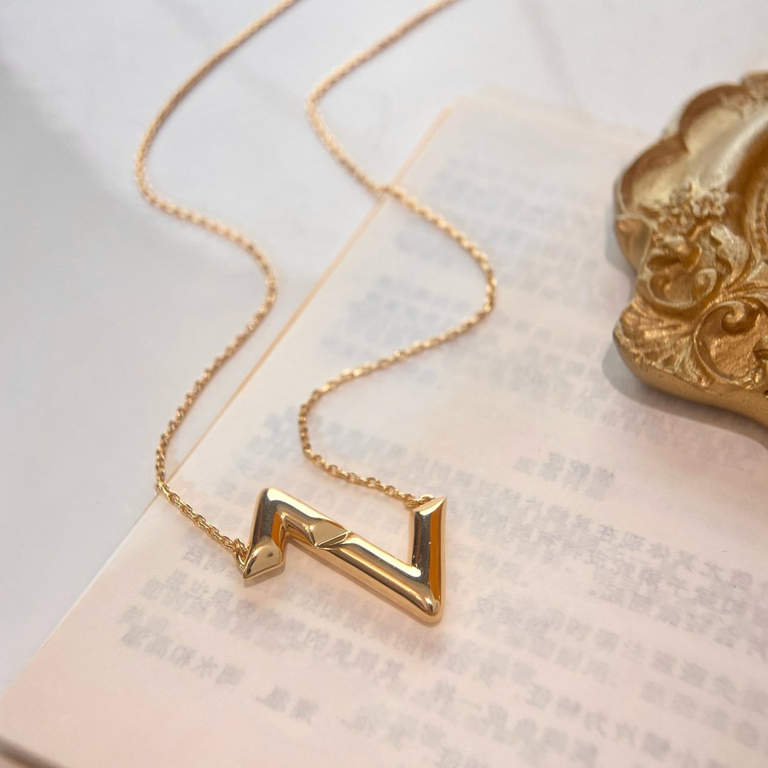[Everoly JW]VOLTE UPSIDE DOWN NECKLACE