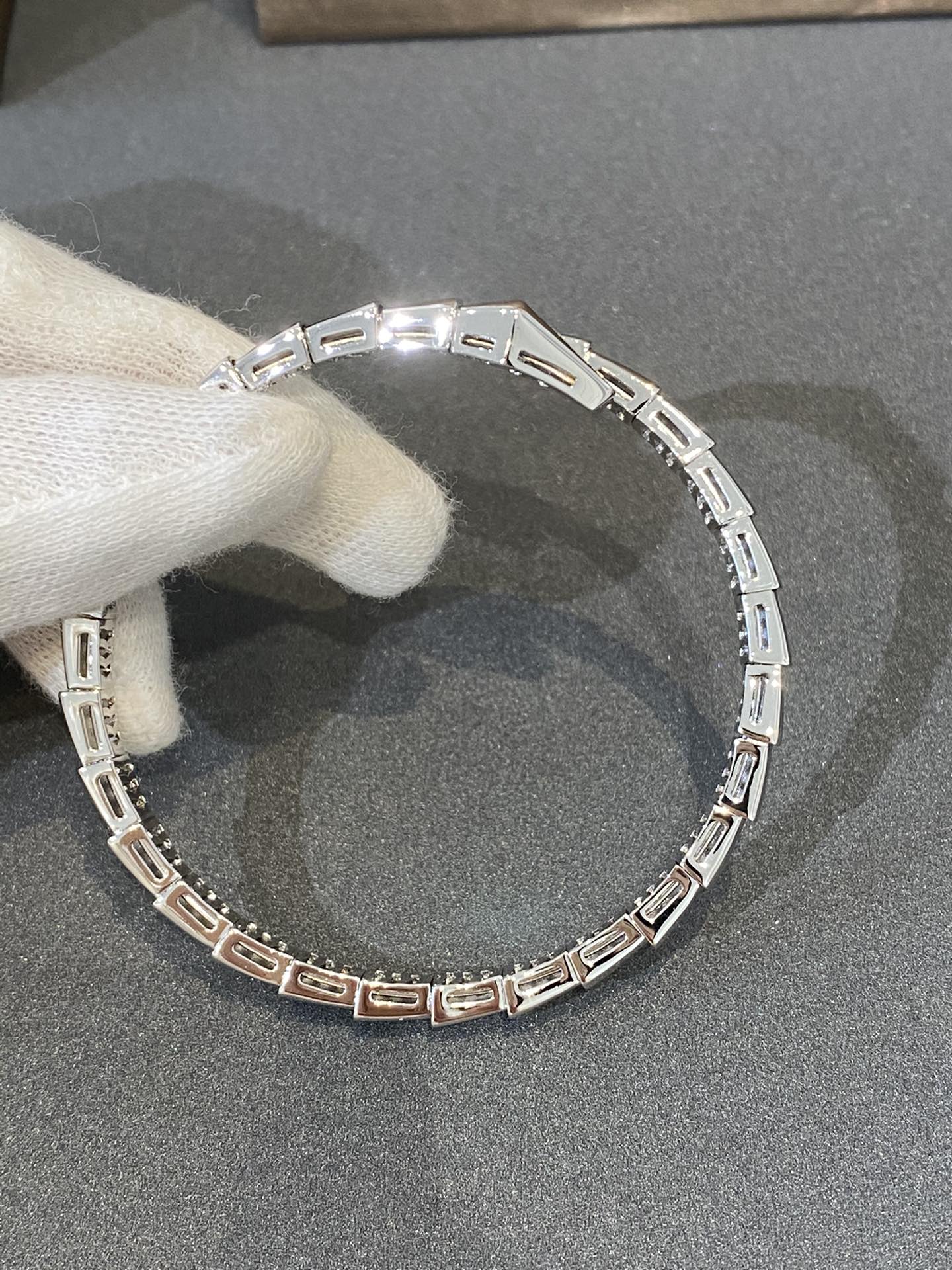 [Everoly JW]SERPENTI BRACELET DIAMONDS SILVER