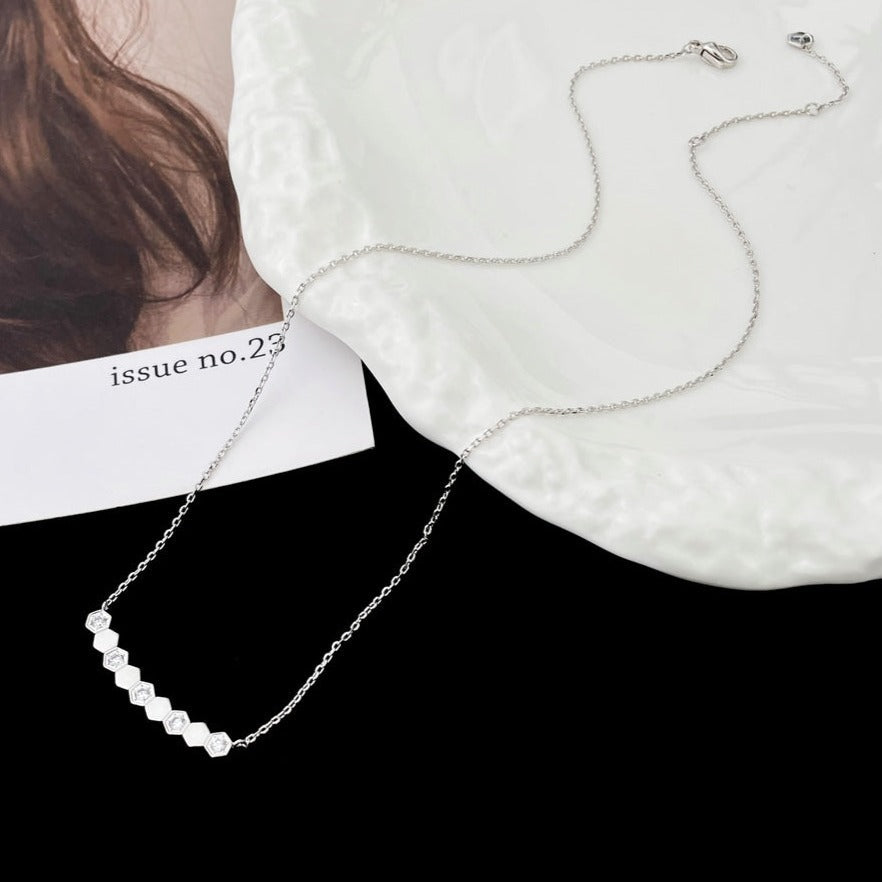 [Everoly JW]BEE MY LOVE DIAMOND NECKLACE