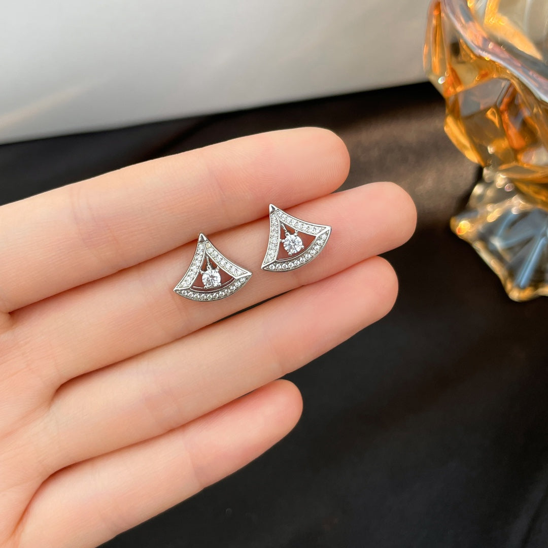[Everoly JW]DREAM MINI DIAMOND STUD EARRINGS
