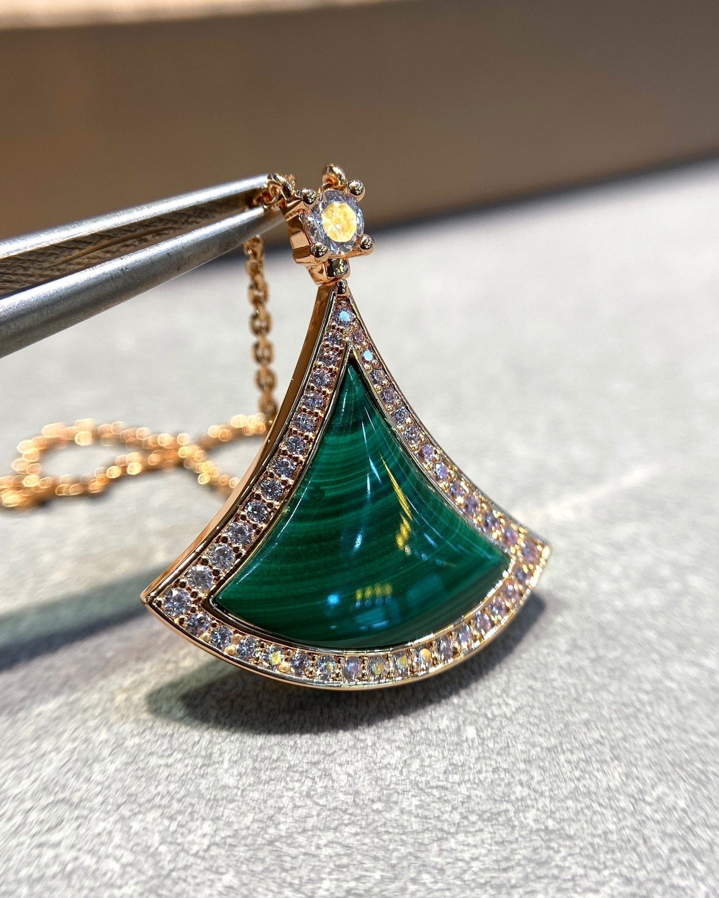 [Everoly JW]DREAM MALACHITE DIAMOND PAVED PINK GOLD NECKLACE