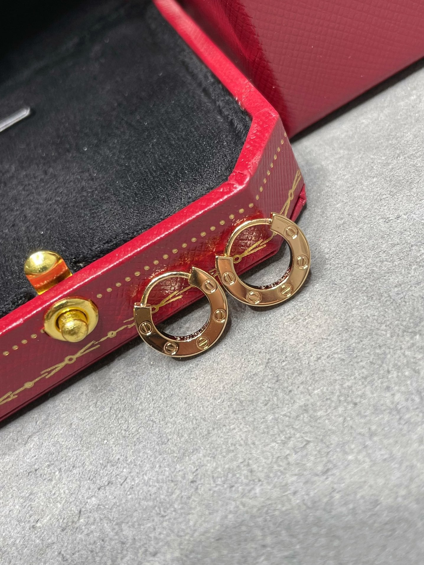 [Everoly JW]LOVE MINI EARRINGS
