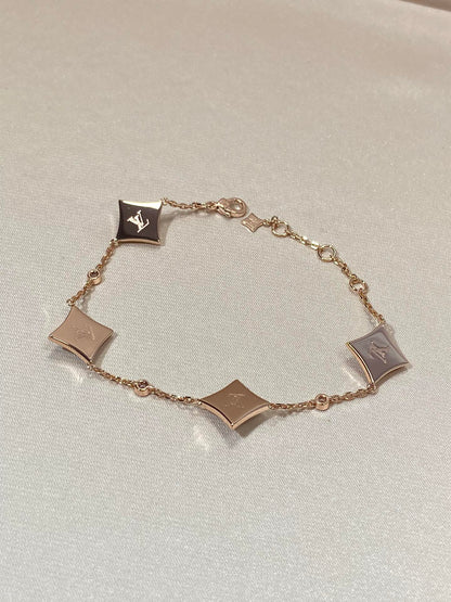 [Everoly JW]STAR 4 MOTIF MOP DIAMOND PINK GOLD BRACELET