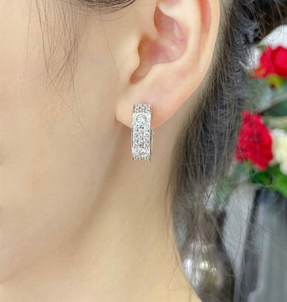 [Everoly JW]LOVE 5.5MM DIAMOND PAVED EARRINGS