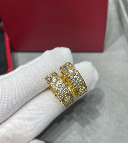 [Everoly JW]LOVE 5.5MM DIAMOND PAVED EARRINGS