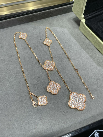 [Everoly JW]クローバー 6モチーフ ダイヤモンドパヴェネックレス