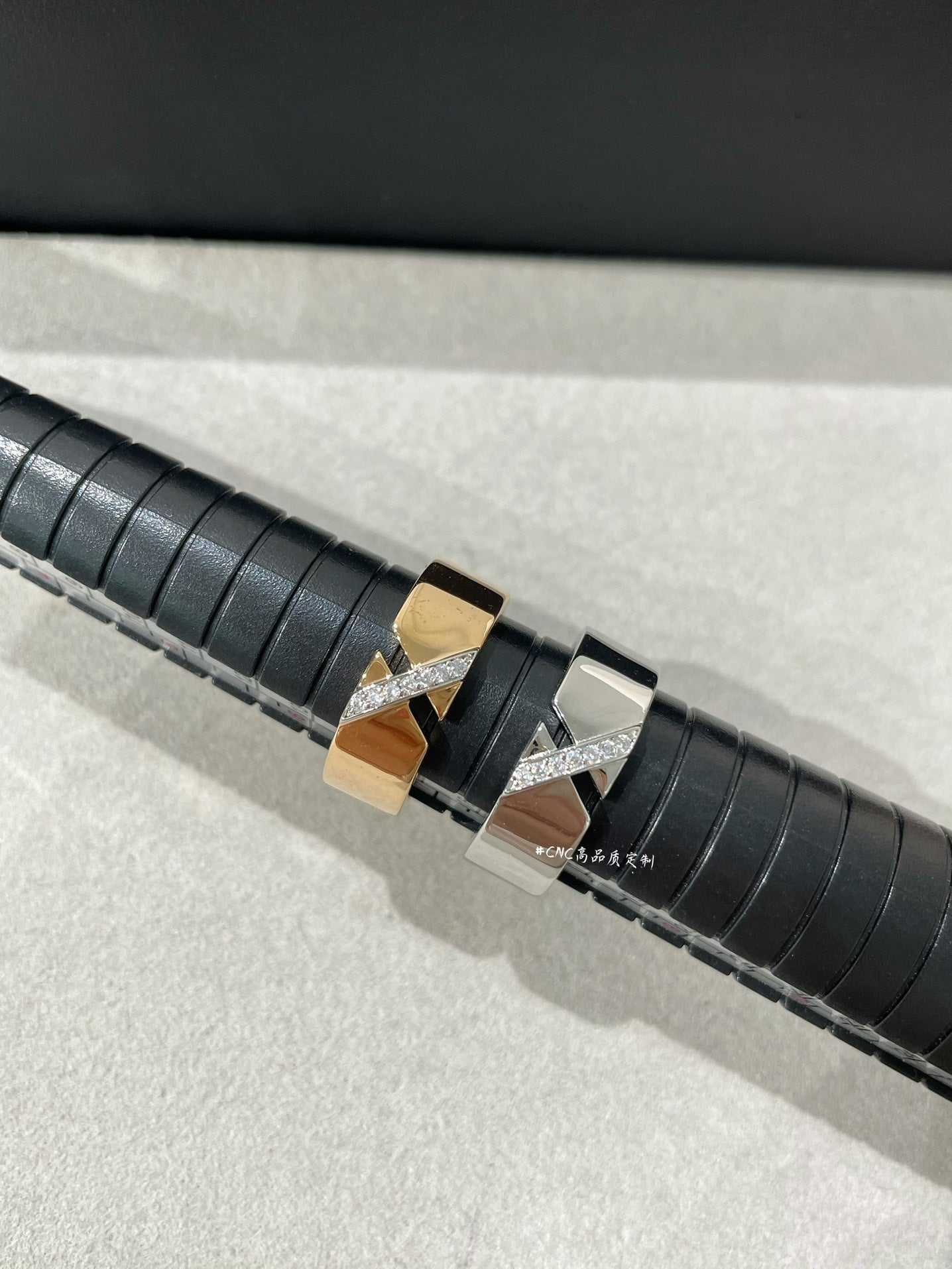[Everoly JW]LIENS EVIDENCE DIAMOND RING