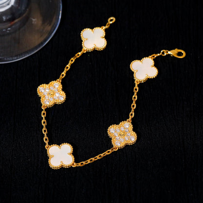 [Everoly JW]CLOVER BRACELET 5 MOTIF WHITE MOP DIAMOND