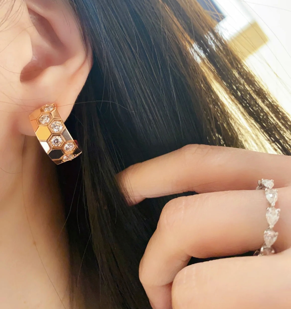 [Everoly JW] BEE LOVE DIAMANT-KREOLEN 