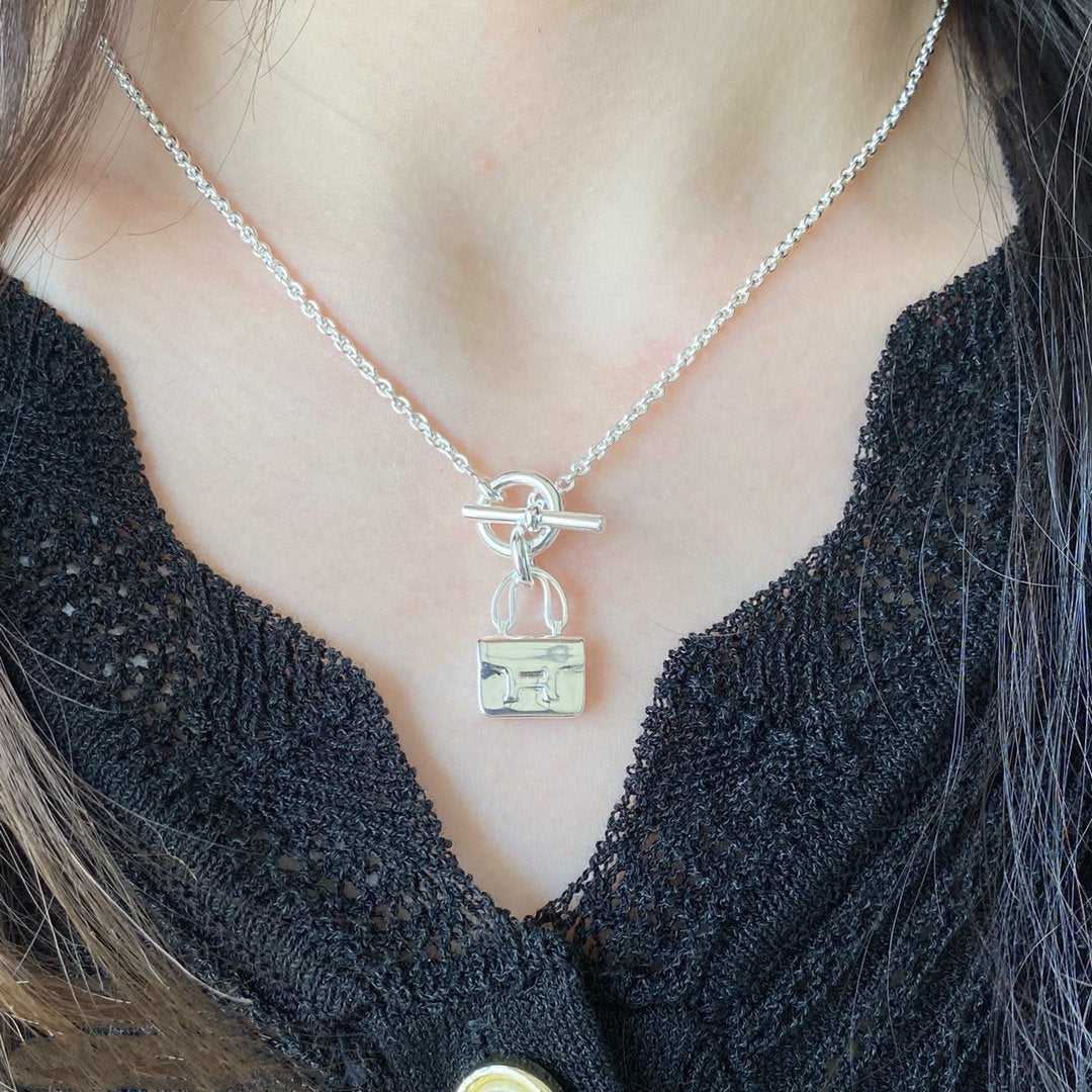 [Everoly JW]CONSTANCE PEDANT SILVER NECKLACE