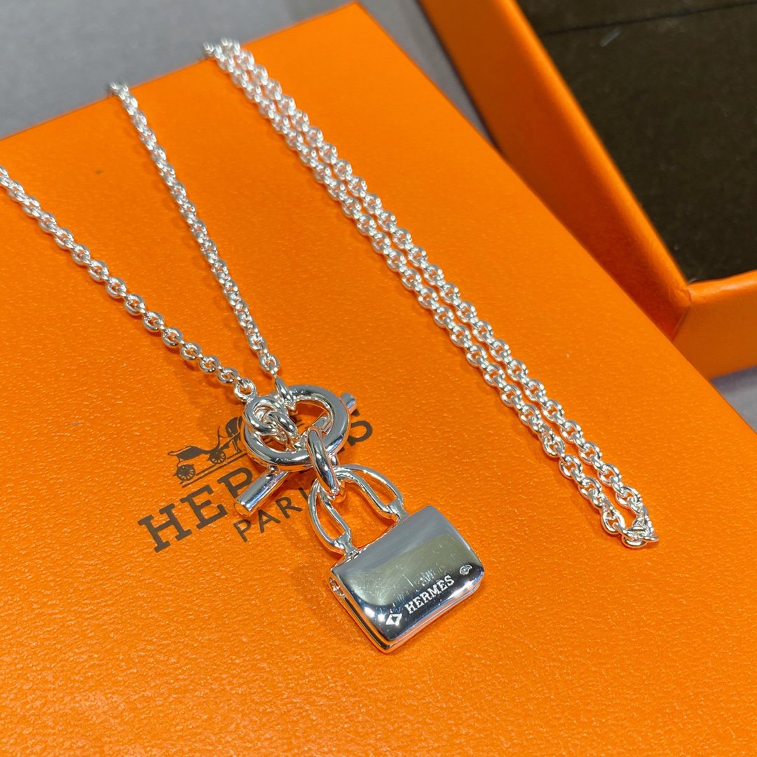[Everoly JW]CONSTANCE PEDANT SILVER NECKLACE