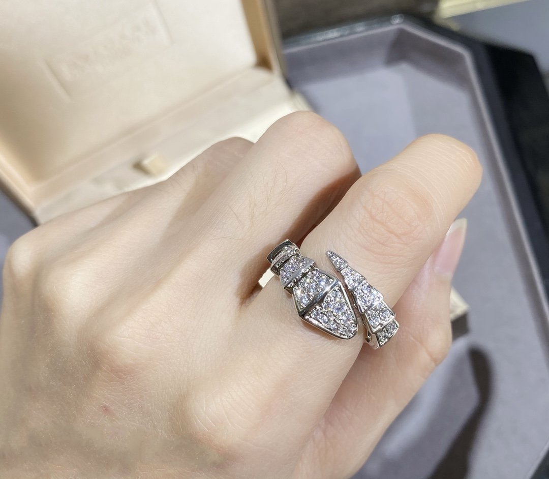 [Everoly JW]SERPENTI LARGE RING SILVER DIAMOND PAVED