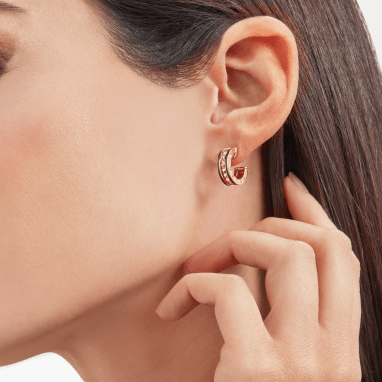 [Everoly JW]ZERO 1 ROCK PINK GOLD EARRINGS WITH STUDDED SPIRAL AND BLACK CERAMIC