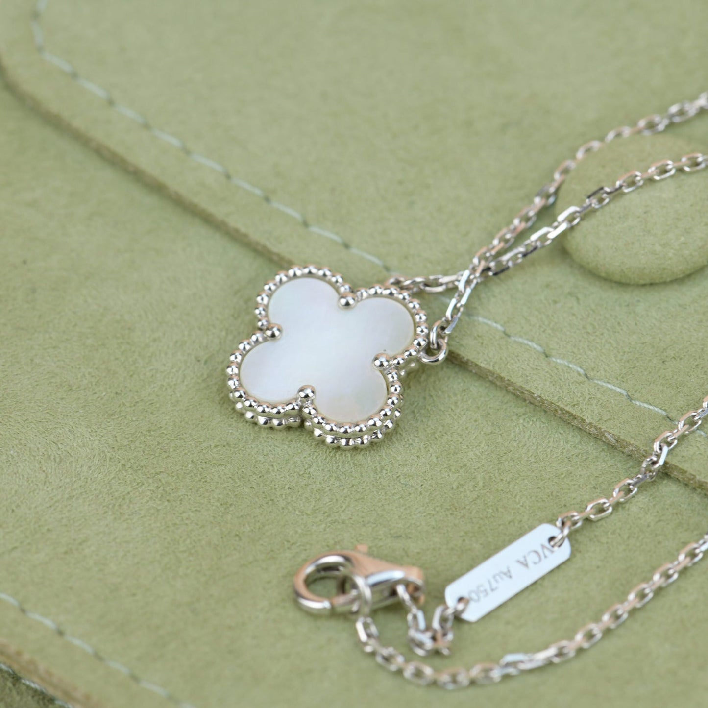 [Everoly JW]CLOVER  15MM WHITE MOTHER-OF-PEARL SILVER