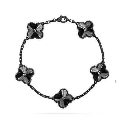 [Everoly JW] CLOVER 5 MOTIF BLACK BRACELET