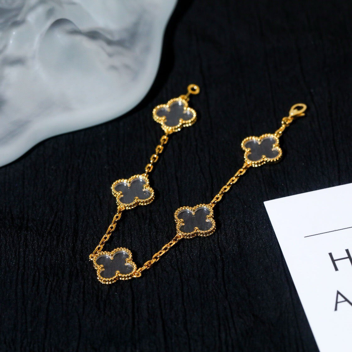 [Everoly JW] CLOVER 5 MOTIF ROCK CRYSTAL BRACELET