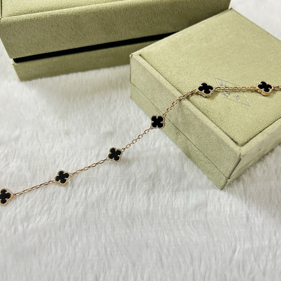 [Everoly JW]CLOVER 6 MOTIF  ONYXS BRACELET