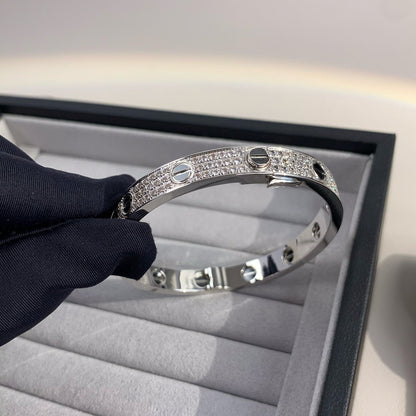 [Everoly JW] LIEBESARMBAND 6,1 MM DIAMANTBESATZTE KERAMIK 