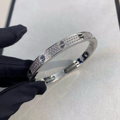 [Everoly JW] LIEBESARMBAND 6,1 MM DIAMANTBESATZTE KERAMIK 