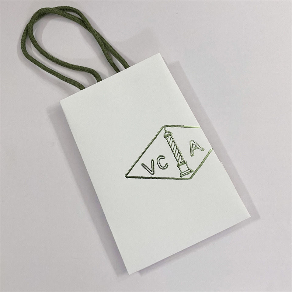 [Everoly JW]VA Kleeblatt Armband Halskette Ring Box Geschenktüte