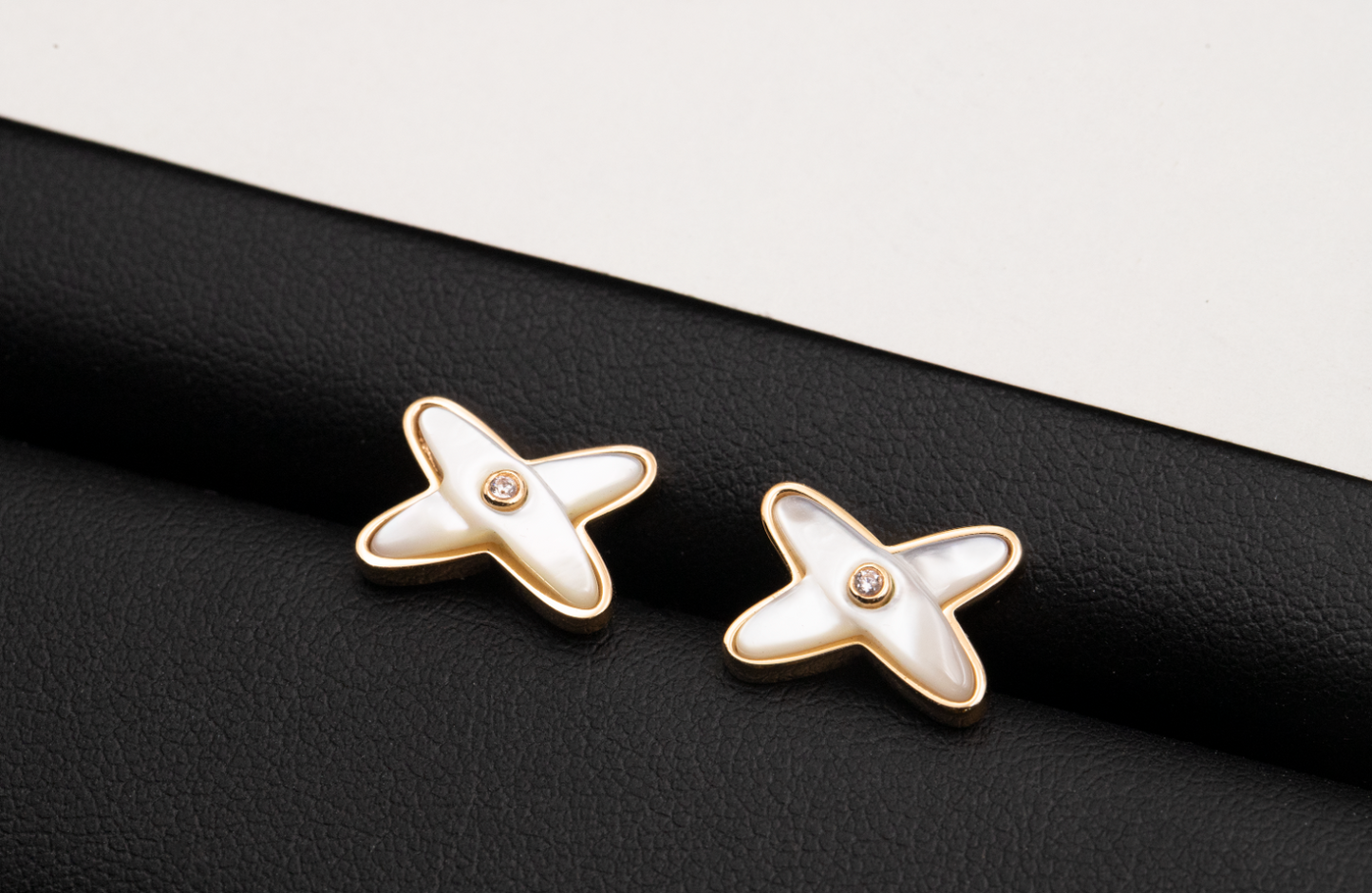 [Everoly JW]JEUX DE WHITE MOP ROSE GOLD DIAMOND EARRINGS