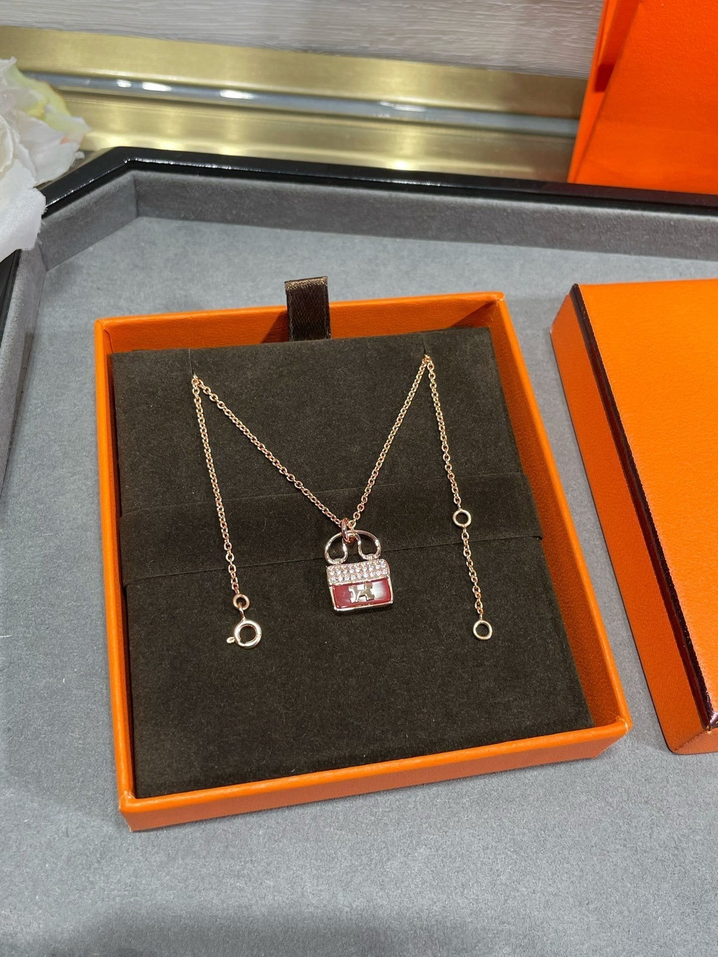 [Everoly JW]H CIRCE MOISSANITE PENDANT NECKLACE GOLD