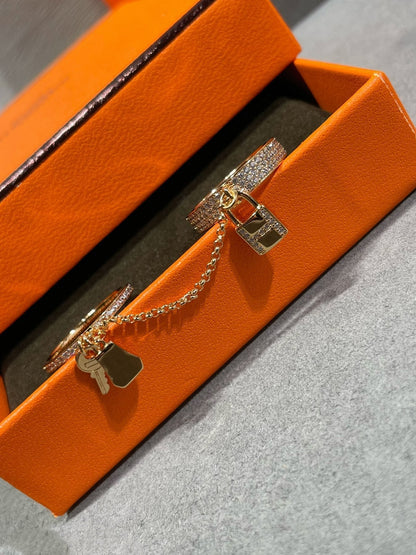 [Everoly JW]HM KELLY CLOCHETTE DOPPELRING MIT DIAMANTEN