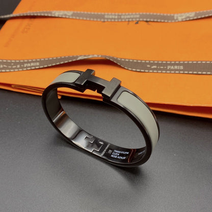 [Everoly JW]CLIC HM SO SCHWARZ GRAU ARMBAND
