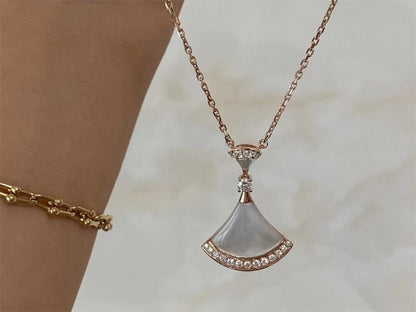 [Everoly JW]DREAM NECKLACE MOP PINK GOLD DIAMOND