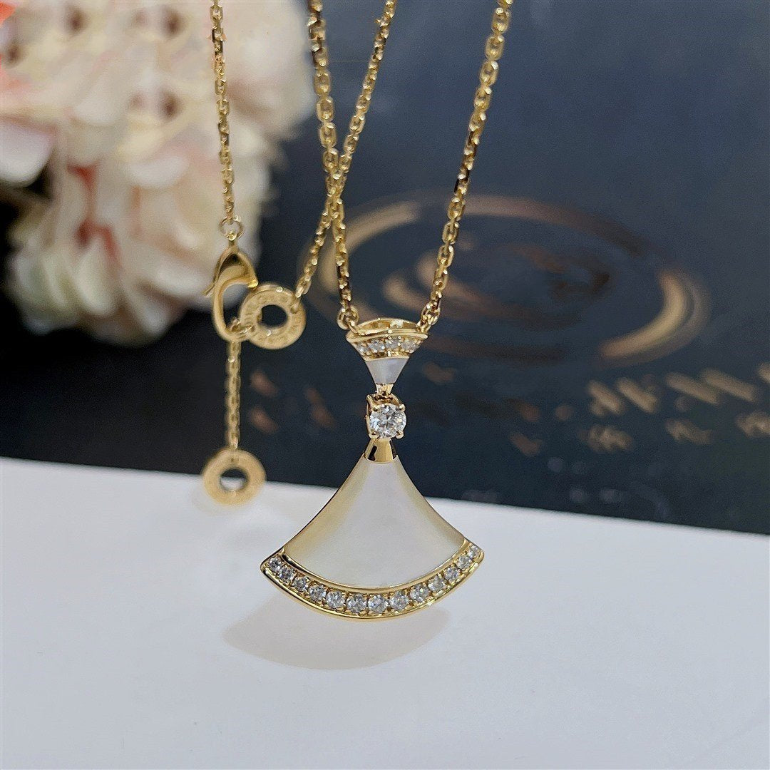 [Everoly JW]DREAM NECKLACE MOP GOLD DIAMOND