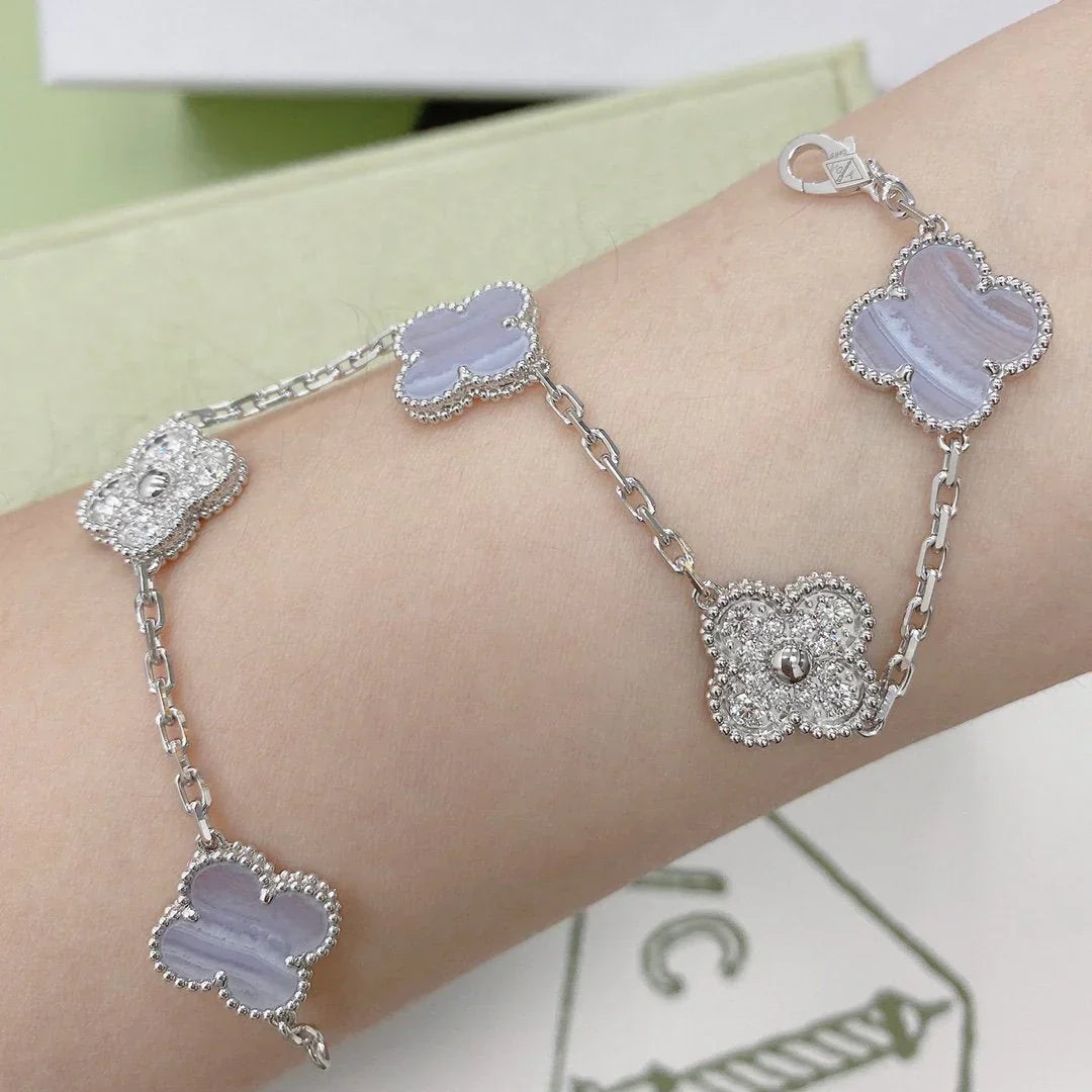 [Everoly JW]  CLOVER 5 MOTIF PURPLE CHALCEDONY BRACELET COLLECTION