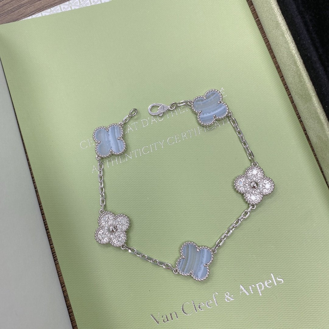 [Everoly JW]CLOVER  5 MOTIF DIAMOND PURPLE CHALCEDONY BRACELET SILVER