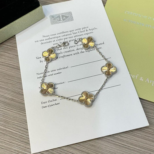 [Everoly JW]CLOVER  5 MOTIFS  CHRISTMAS LIMITED EDITION BRACELET