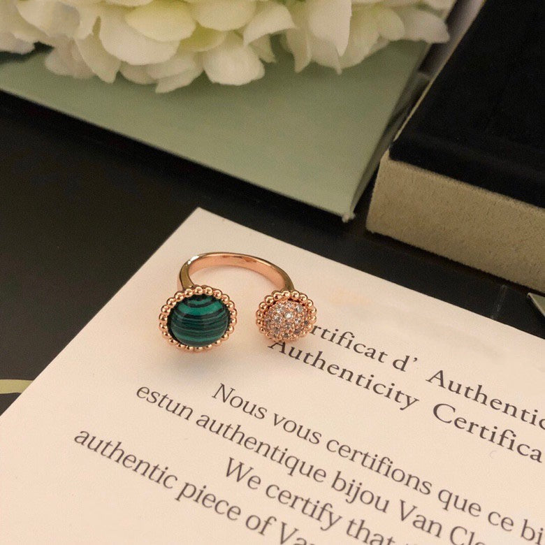 [Everoly JW]PERLEE COULEURS DIAMANT ROSÉGOLD ZWISCHEN DEN FINGERRING