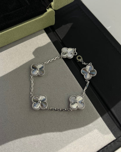 [Everoly JW]クローバー シルバー 5モチーフ ブレスレット
